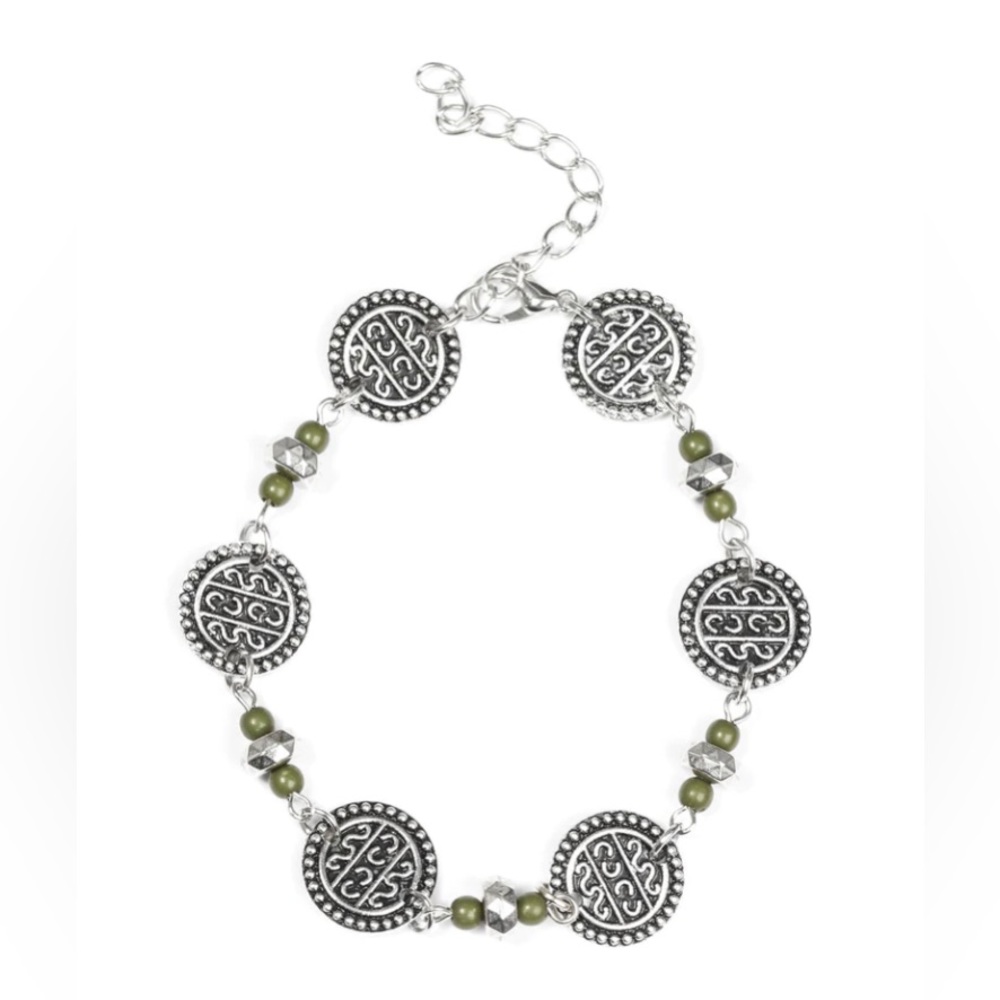 NEW Paparazzi “Mighty Amazon” Bracelet